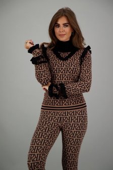 Reinders Marie ruffle top RR print woodsmoke