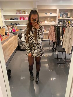 Wanderlust Zebra sweat