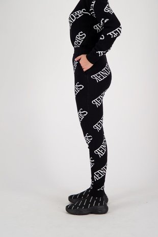 Reinders pants all over print