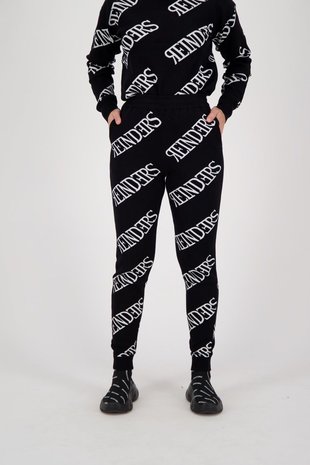Reinders pants all over print